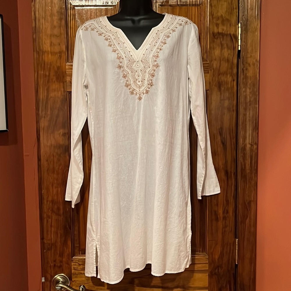 Long Sleeve White  Cotton Dress